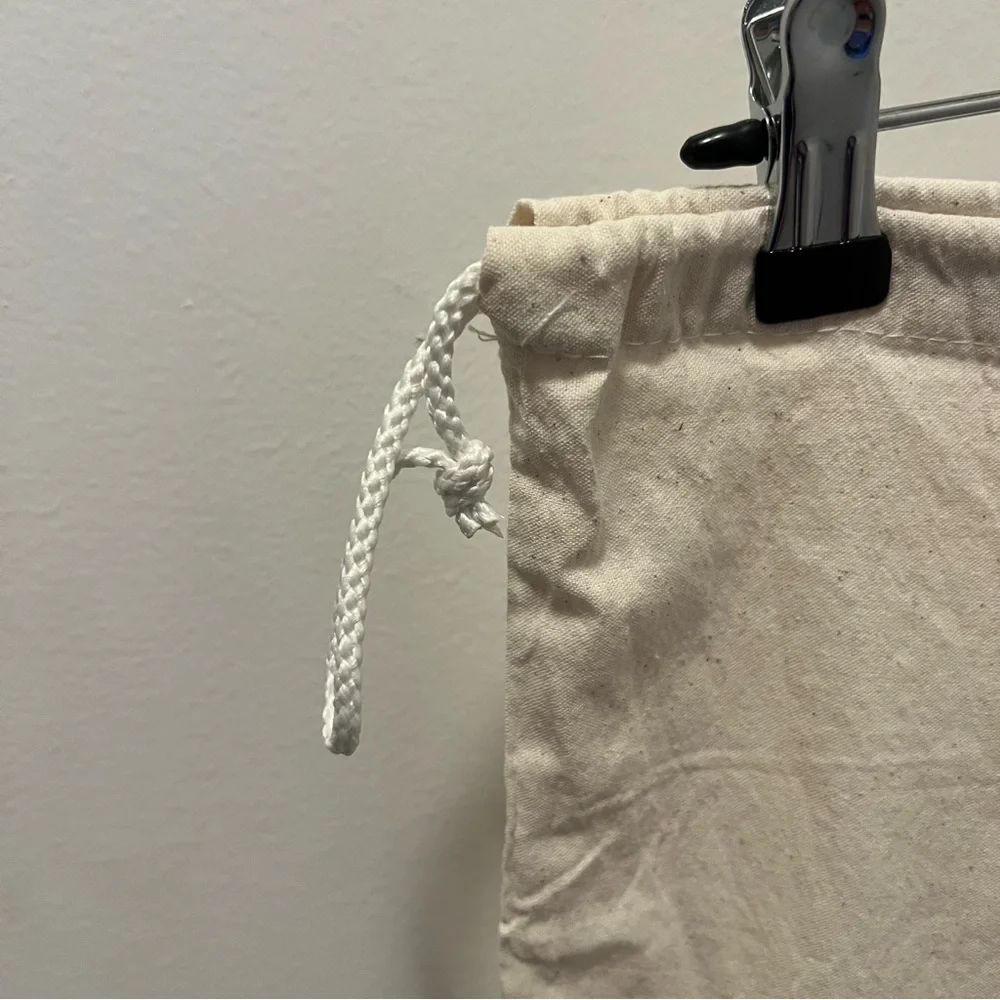 FOUR SEASONS Hotel Cream Natural Canvas Laundry Bag 26.25x16 inches